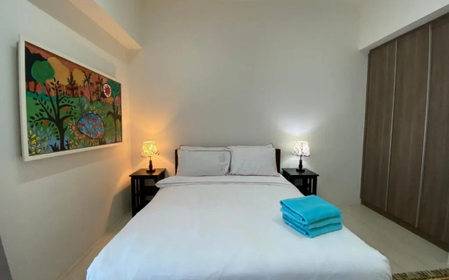 By The Sea @ Cozy Beachfront Home (Batu Ferringhi)