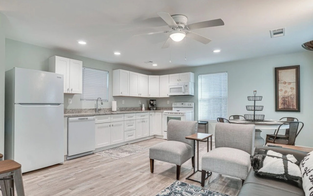 Cleveland Retreat w/ Patio: Yonah Mountain Views!