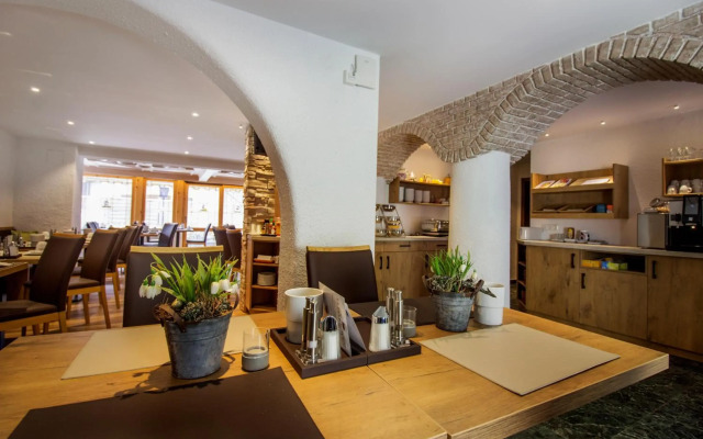 Hotel Alp Inn