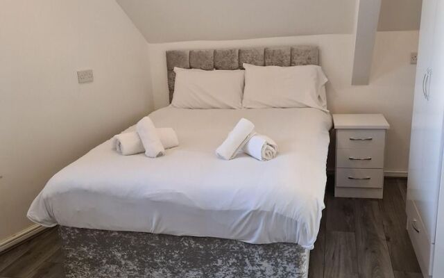 Dawson Street Apartments