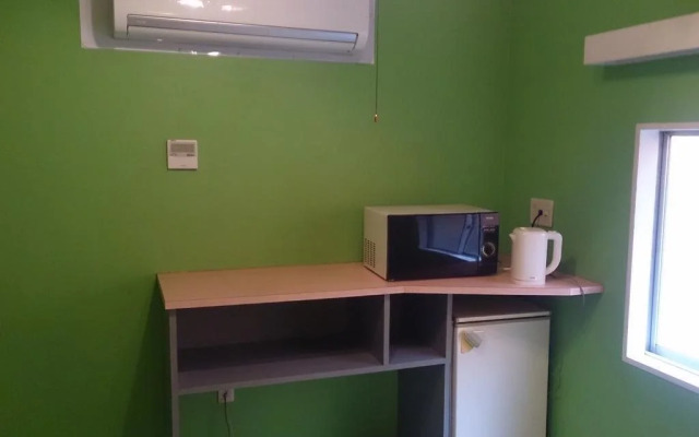 Okayama Guesthouse MOKO - Hostel