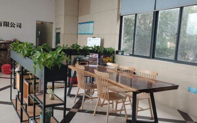 Deqing Shuiyue Qinghua Hotel (Branch 4)