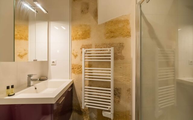 Beautiful Flat Near Grand Theatre for up to 4 Guests