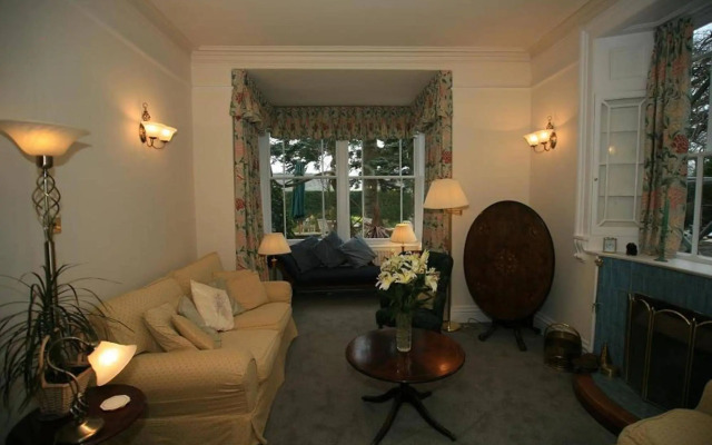 Fairfield House
