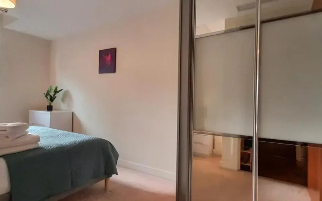 Moorgate Apartments by MySquare
