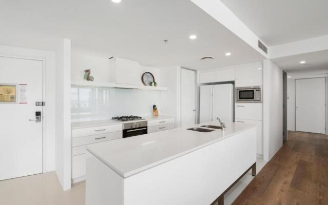Designer Rooms at Q1 resort - GCLR
