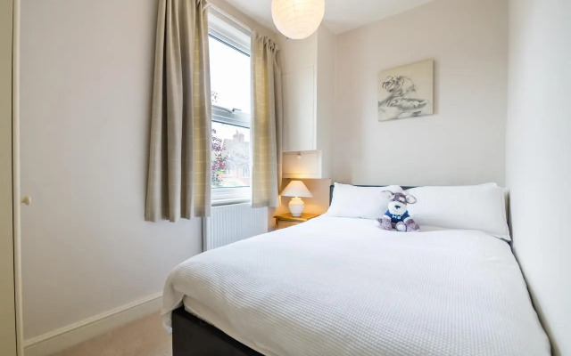 34 St Olave's Road