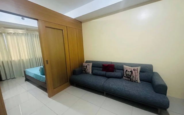 Timeless Pasay City Apartment for Rent