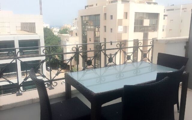 TLV Suites Triplex Penthouse With pool