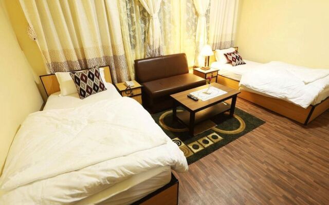 Aarya Chaitya Inn