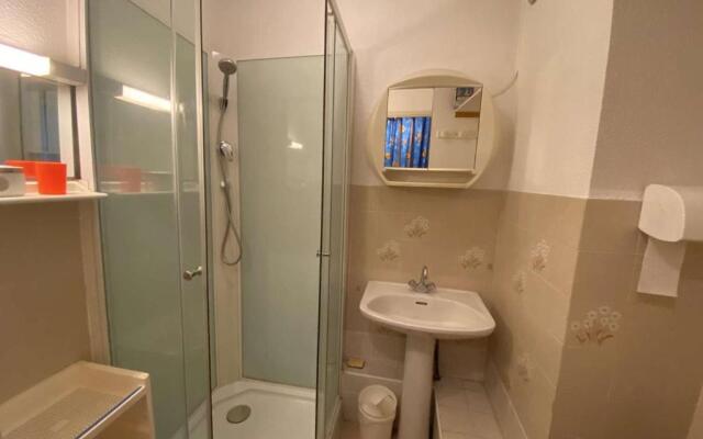 Appartement Sainte-Maxime, 1 pièce, 4 personnes - FR-1-226-303