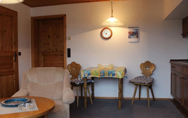 Idyllic Apartment with Balcony, Garden, Bbq, Fireplace