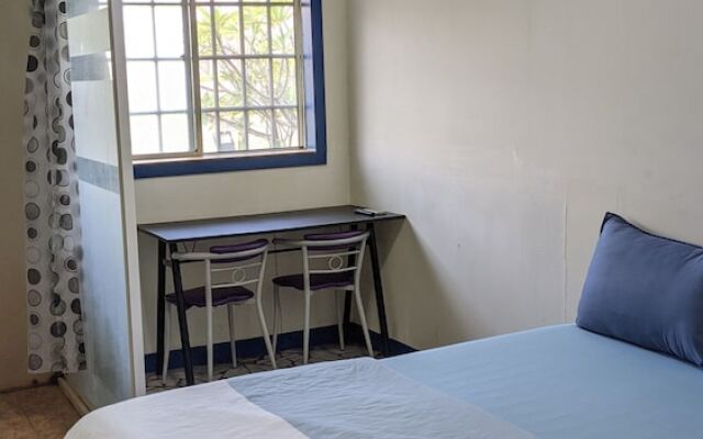 The Lodge for Cyclists - Hostel