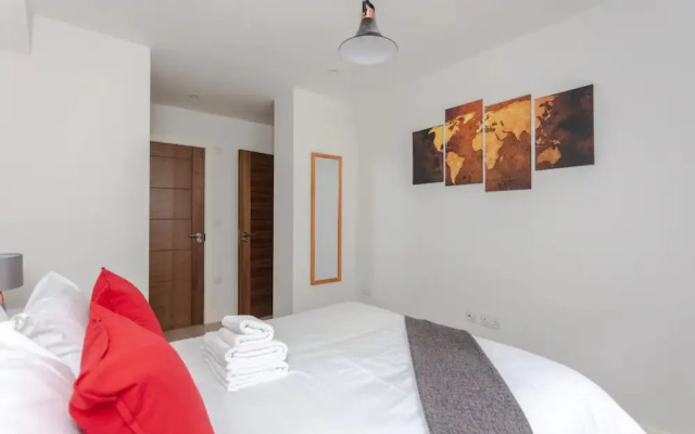 Spacious and Modern Apartment in Pimlico