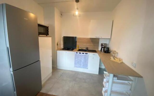 Bel Appartement Avec Parking Gratuit