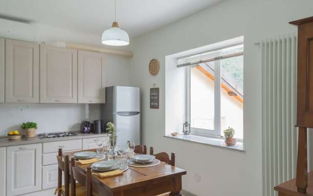 La Quiete in Laglio With 2 Bedrooms and 1 Bathrooms