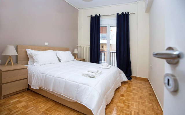 Lycabettus Quiet Renovated Apartment