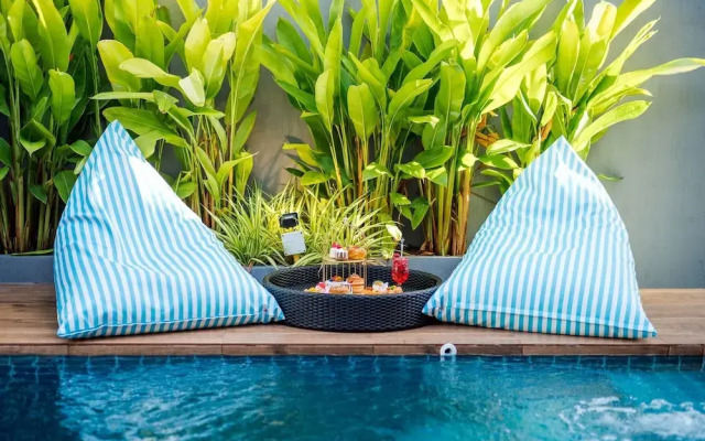 Baandomedoodao Pool Villa Cha-Am