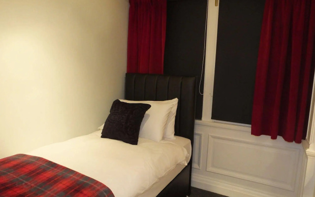 Royal Mile Mansions Apartments