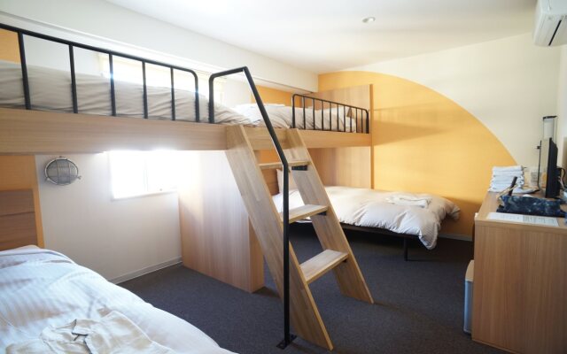 Toyron's Hotel Chitose