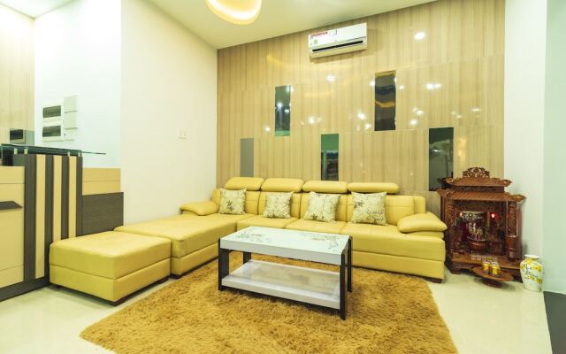 Paradise Hotel