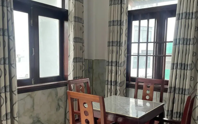 Hoa Sen Hotel