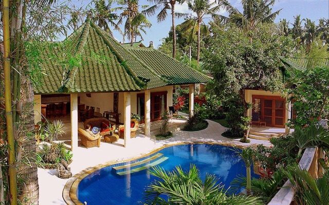 PT. Bali Luxury Villas
