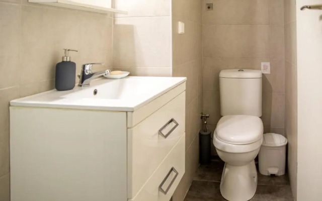 Ermou 18 Mosaics boutique apartment