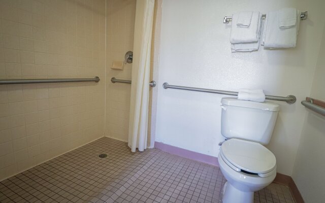 University Inn & Suites San Antonio