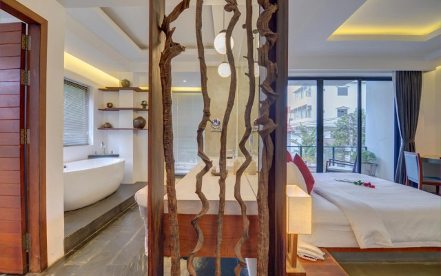 Solitaire Damnak Villa Hotel