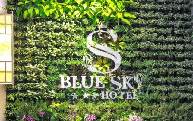 Blue Sky Hotel