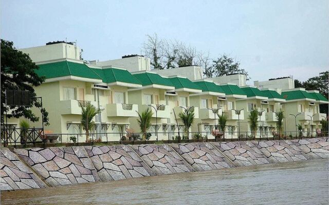 Hotel River Bay