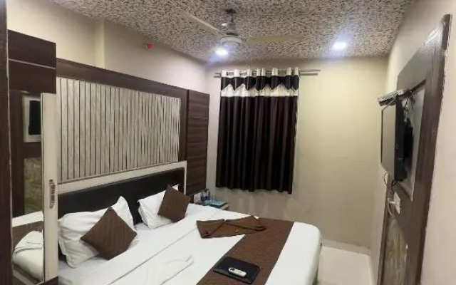 Hotel City Gold by OYO Rooms