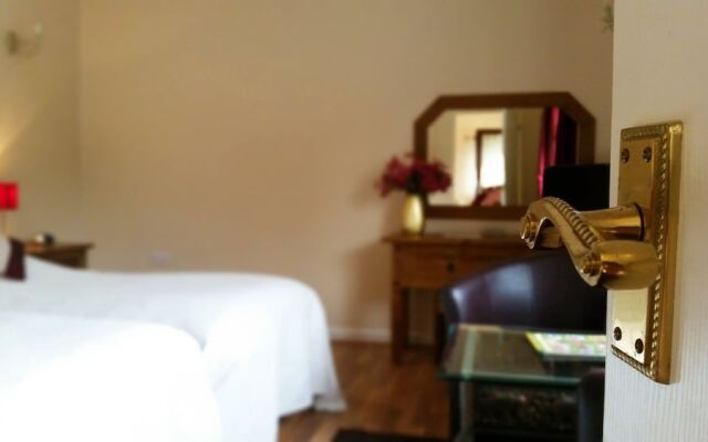 Milton's Country Lodge