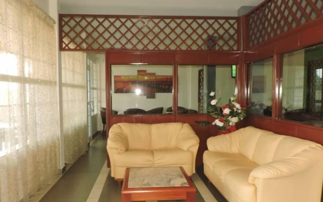 Iris Hotel