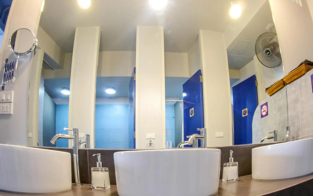 The Moon Hostel Hua Hin