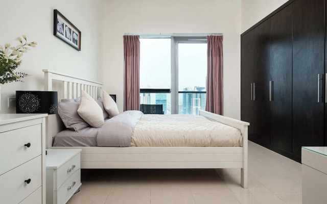 Stunning Marina View 1 bedroom