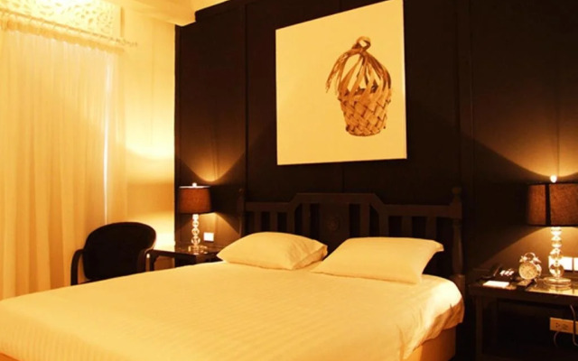 The Heritage Baan Silom Hotel