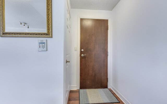 Newly Decorated 2BR Executive Suite - Great View