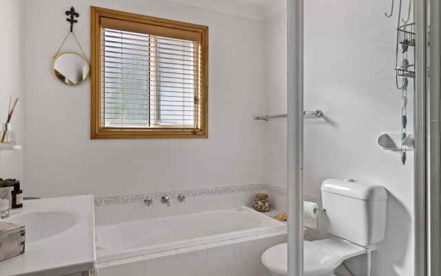 Gemini Way 10 Pet Friendly