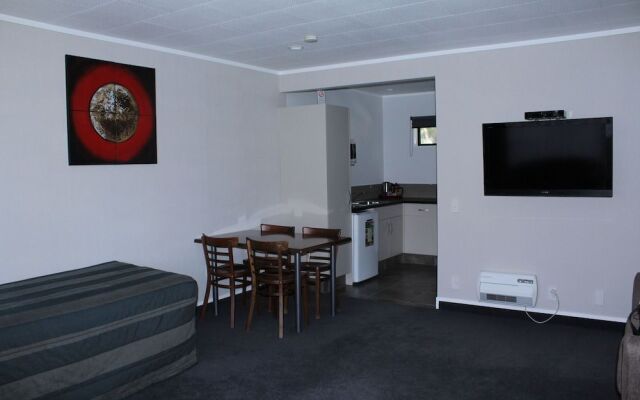 Rose City Motel