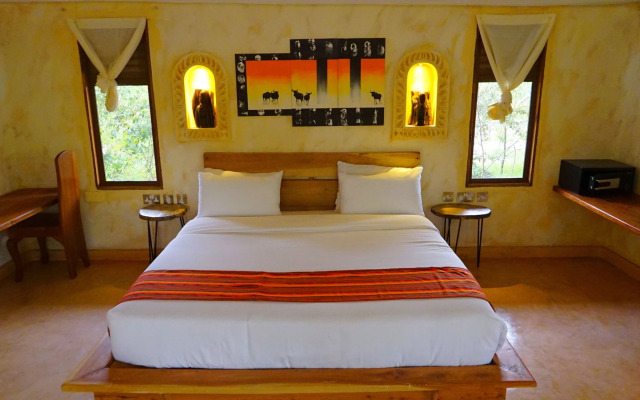 PrideInn Mara Camp & Cottages