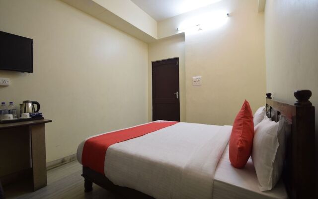 Oyo 30226 Hotel Darshan Palace