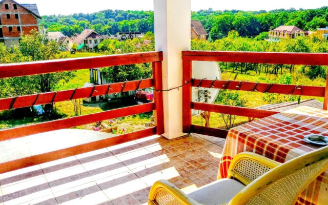 Teo Guest Rooms