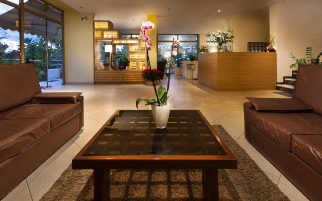 Minavra Hotel
