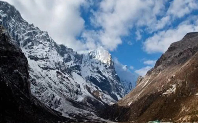 Yeti Mountain Home Kongde