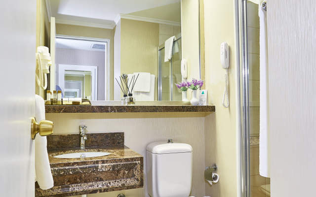 Seres Hotel Old City