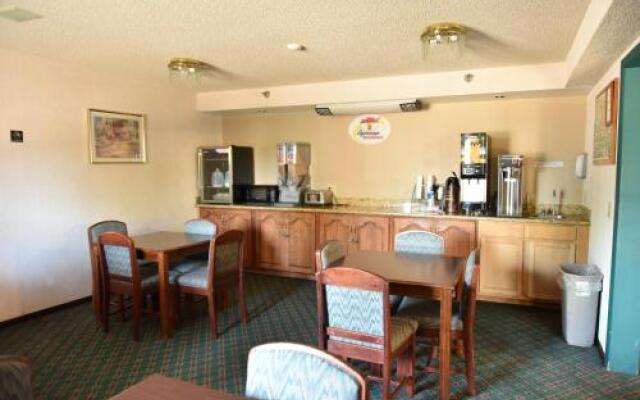 Super 8 Springfield/Battlefield