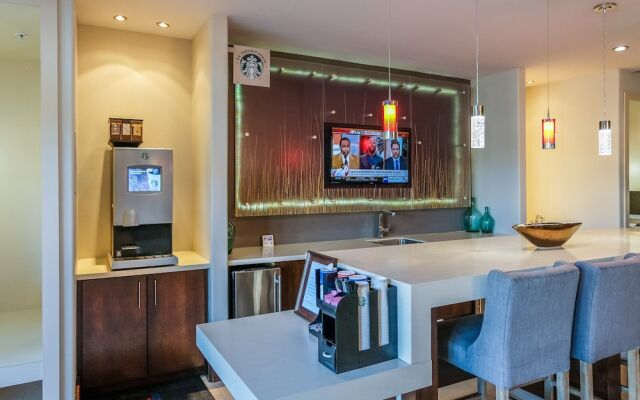 FRONTDESK The Point at Town Center Apts Jacksonville