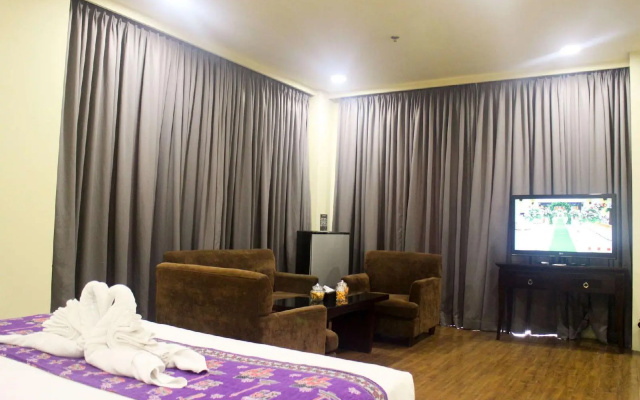 Narita Hotel Tangerang – Guest Rooms – Tangerang